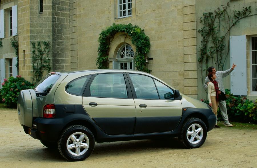  Renault Scenic RX4 2000 года  (фото 51 из 66)